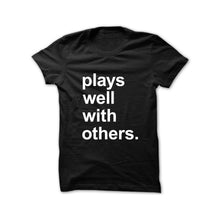 plays well with others